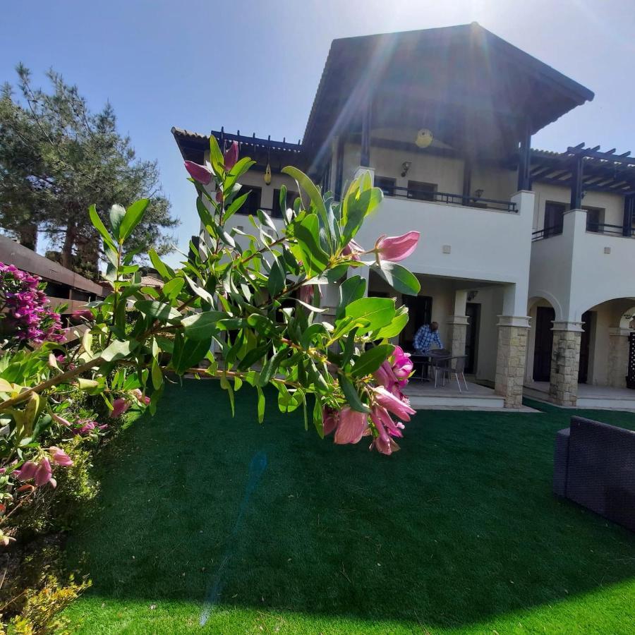 Helios Heights Spirits, Aphrodite Hills Golf Resort Kouklia Ngoại thất bức ảnh