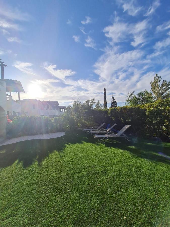 Helios Heights Spirits, Aphrodite Hills Golf Resort Kouklia Ngoại thất bức ảnh