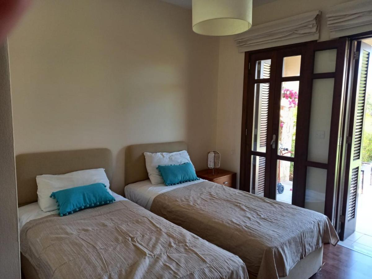 Helios Heights Spirits, Aphrodite Hills Golf Resort Kouklia Ngoại thất bức ảnh